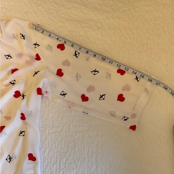 Soho Heart Print Button-Down Shirt – Size XL | White with Red & Pink Hearts - Picture 7 of 11